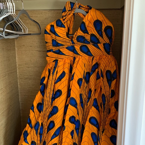 African Yellow Bulb Maxi Infinity Dress - Picture 3 of 4